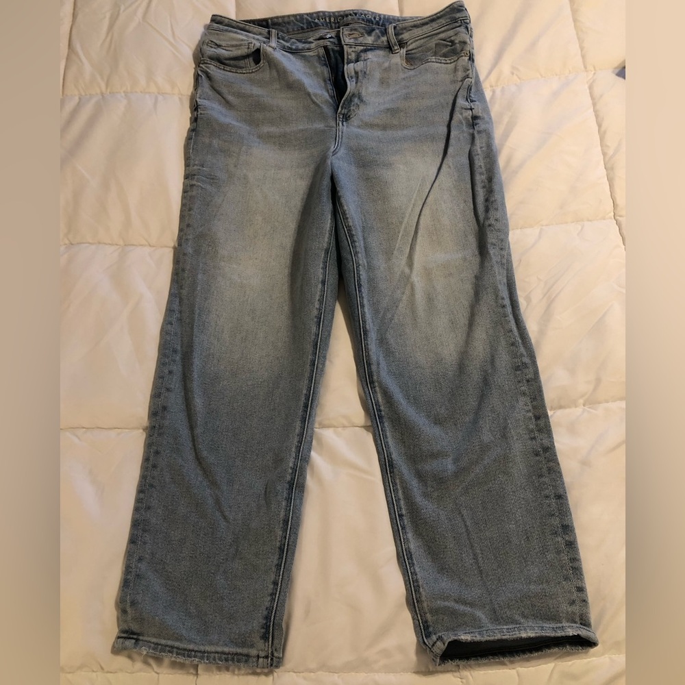 American Eagle Stretch Mom Straight Jean